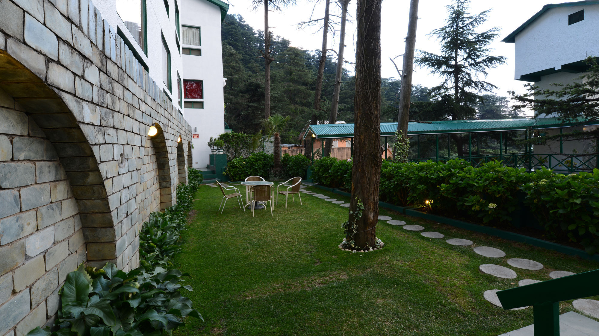 Honeymoon Inn Masuri Exterior foto